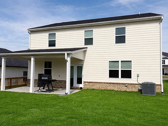 2nd image of 374 Murray Ln
