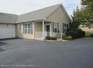 12 Winkle Ct, Whiting, NJ 08759