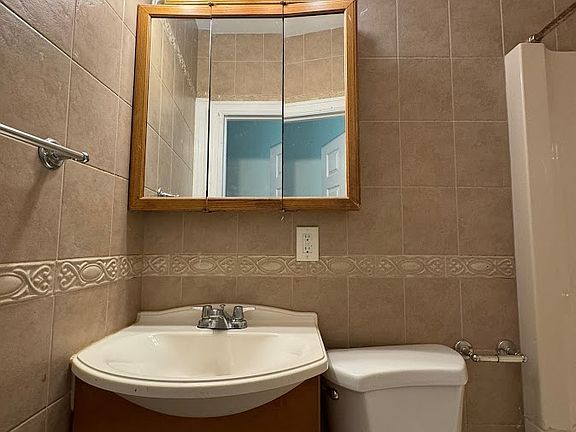 3rd image of 334 Forrest St #1