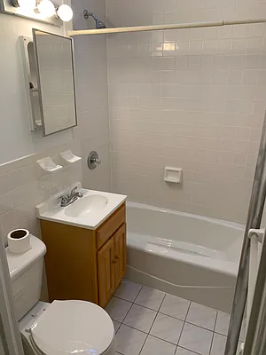 Rented by Modern Spaces | media 7