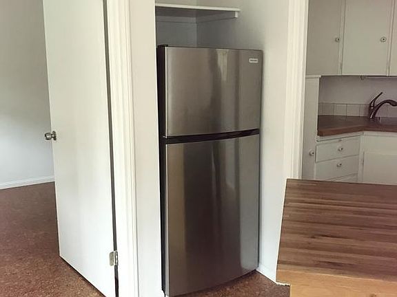 4th image of 7557 Jalmia Way