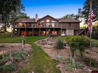 98 Lake Heights Dr, Mountain Home, AR 72653