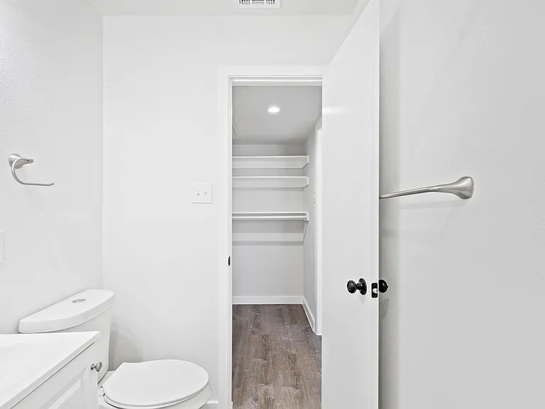 3921 Rawlins — Photo 8