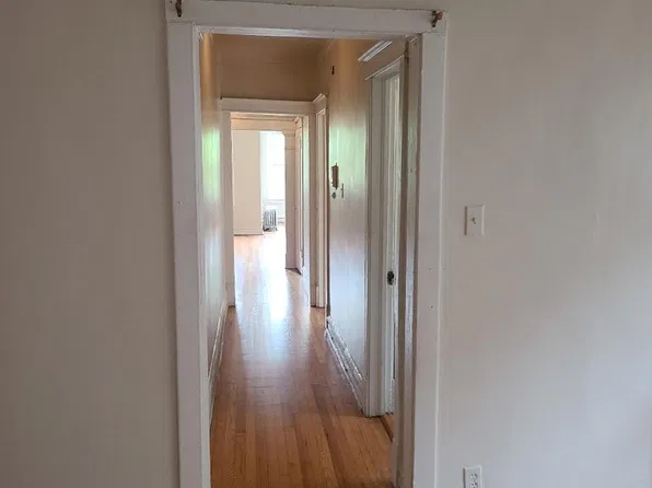 2035 E 72nd Pl Floor 3, Chicago, IL 60649