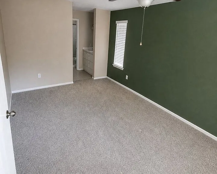 1105 Green Meadow Dr — Photo 15