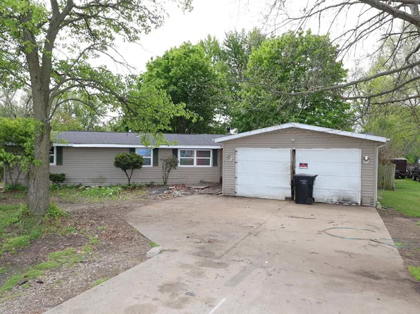 23476 Lawrence St, South Bend, IN 46628