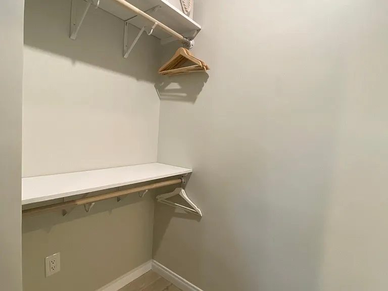 1861 Oliver Ave #5 — Photo 18