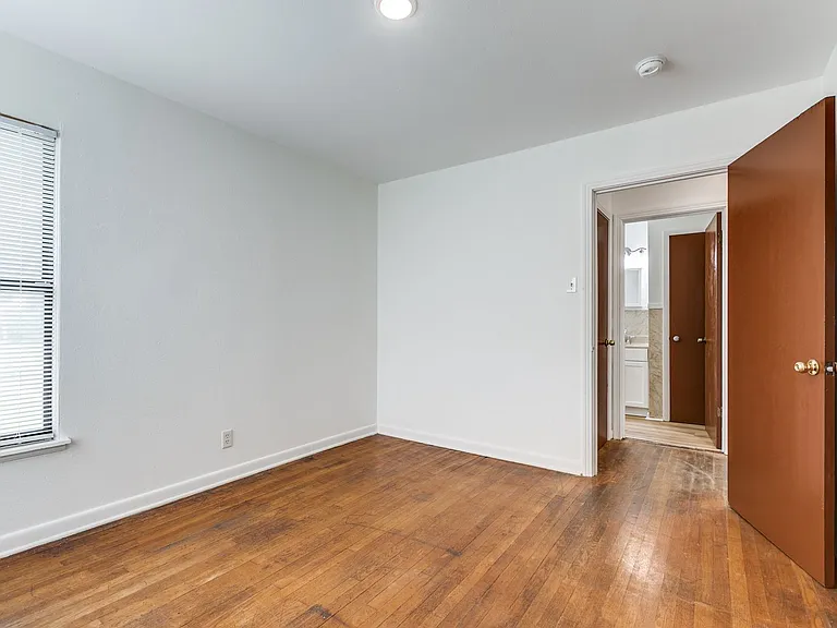 142 Helena St — Photo 20