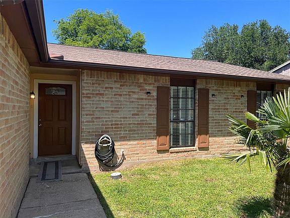2nd image of 24318 Broken Bow Ln