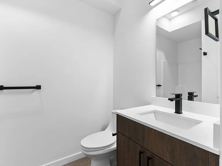 **4 Weeks Free Rent Upon Move In** | New Construction - Minutes From Downtown Pdx — Photo 29