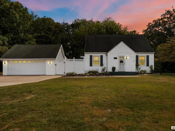 359 Old Germantown Rd, East Peoria, IL 61611