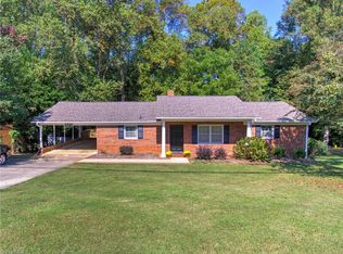 5941 Timberwood Trl, Kernersville, NC 27284