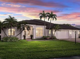 8128 Las Palmas Way, Naples, FL 34109