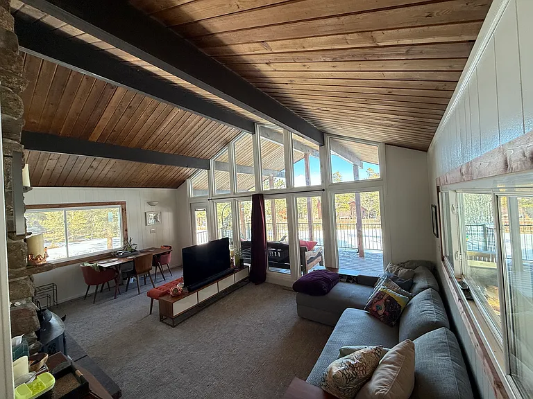 5729 Magnolia Dr — Photo 1