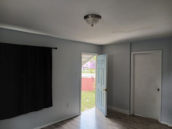 2nd image of 1 Wolfe Dr #1814