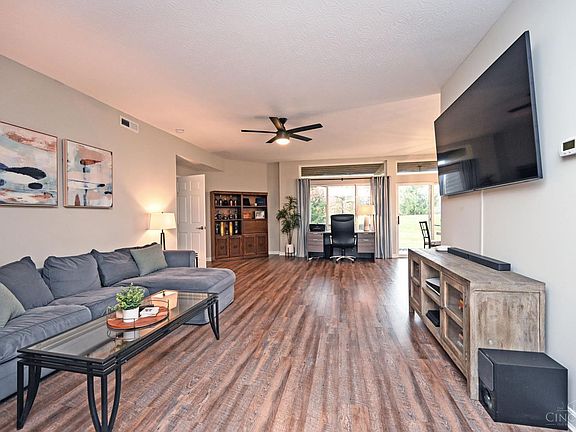5th image of 3815 Lilac Ln