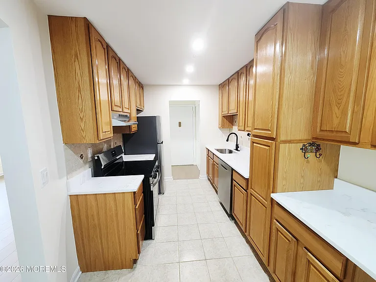 26 Meadow Green Cir #K — Photo 2