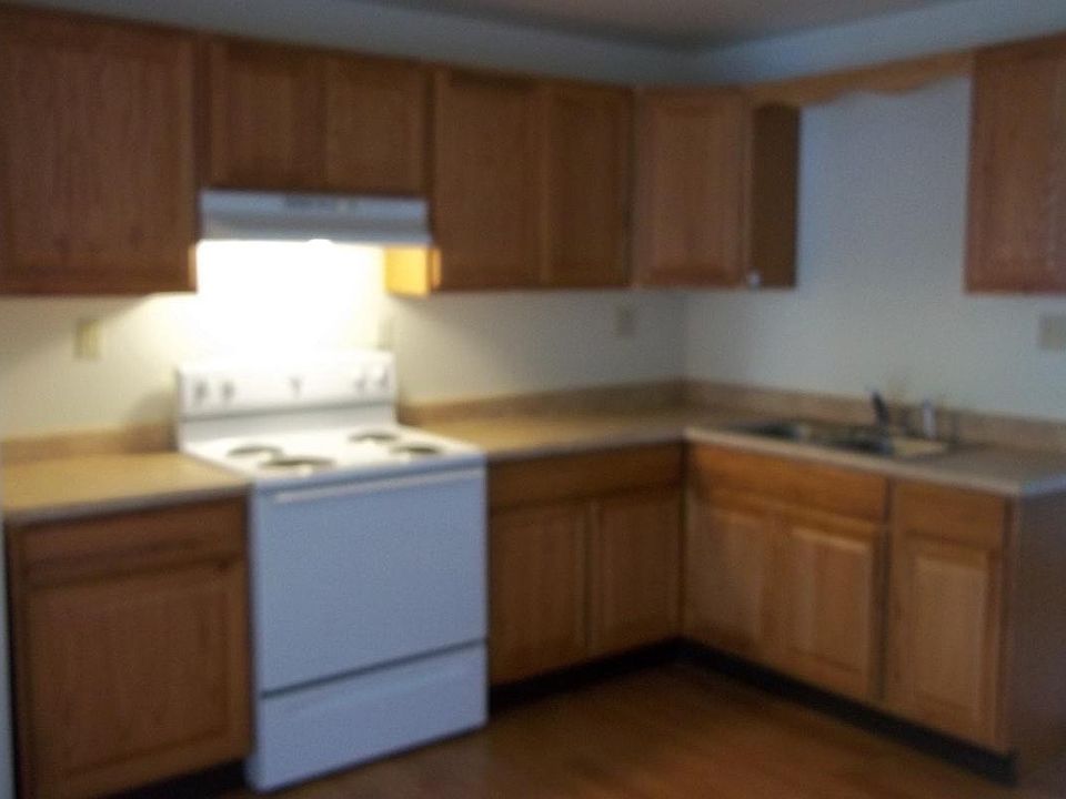 2nd image of 10 Old Forge Rd