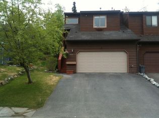 1912 Commodore Dr, Anchorage, AK 99507