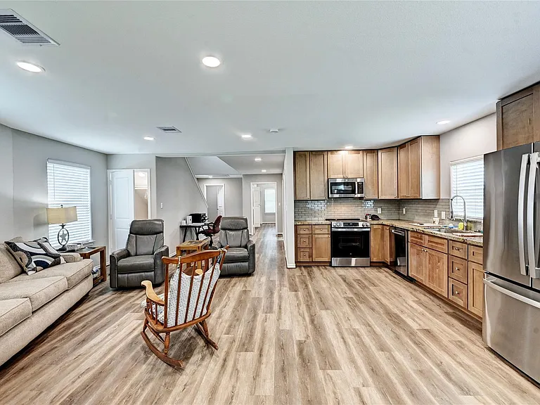 268 Sunrise Dr — Photo 17