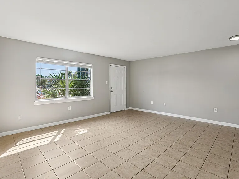 Serenity Lake Apartments — Photo 69