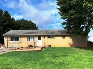 104 Oakwood Dr, Valencia, PA 16059