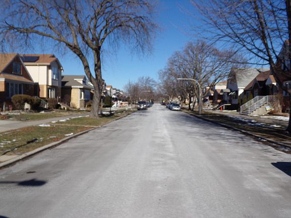 5th image of 6055 S Monitor Ave