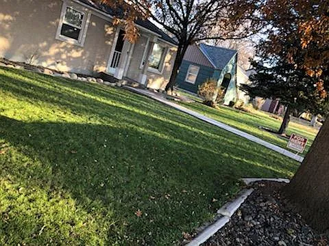 1108 S Longmont Ave — Photo 2