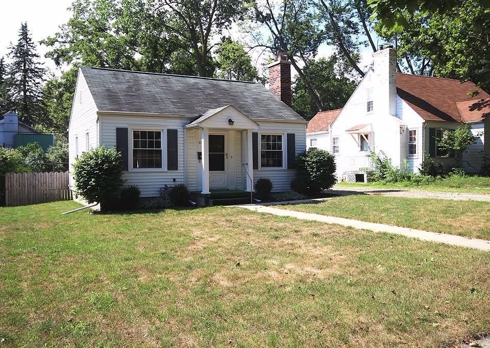 1st image of 511 W Hoover Ave