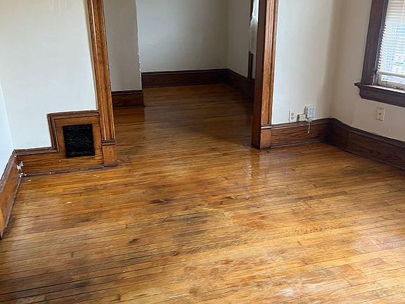 5th image of 1249-1251 N 34th St