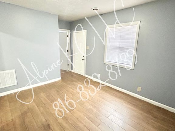 4th image of 3932 N Lister Ave