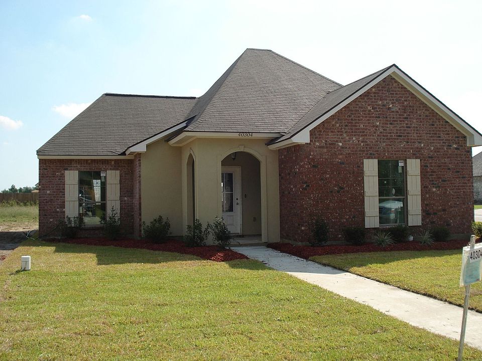 1st image of 40304 Coldwater Landing Dr