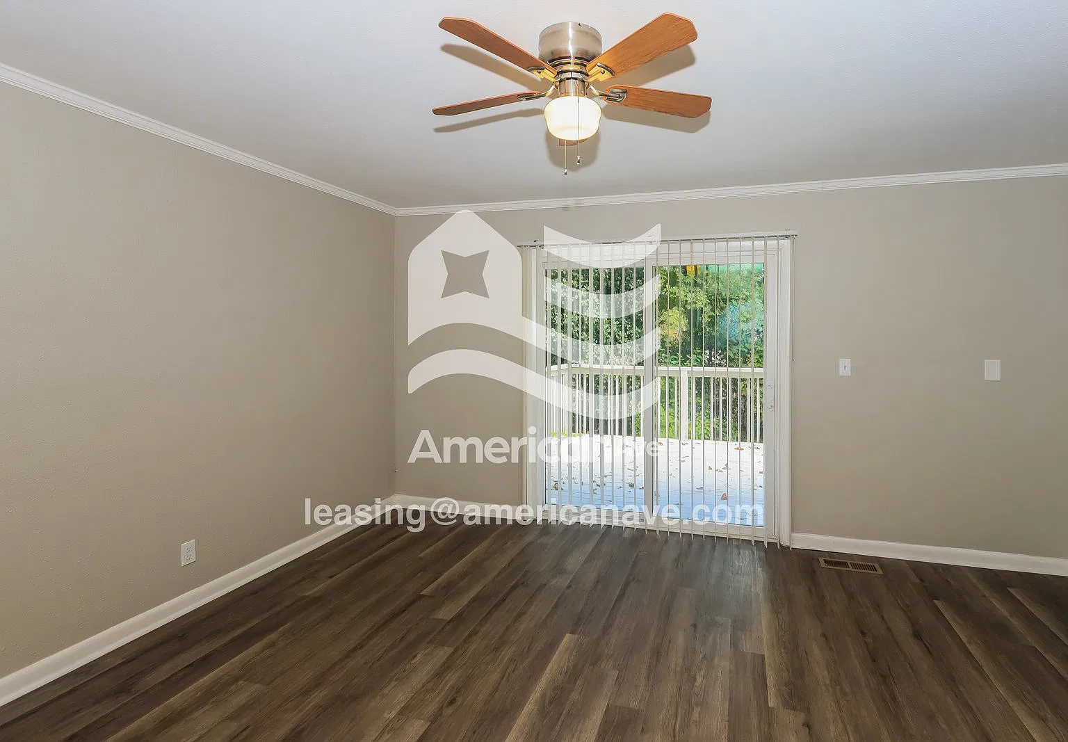 3 bed, 2.0 bath, 1380 sqft, $1,595 — Photo 2