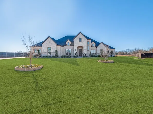 8210 Palmer Ln, Waxahachie, TX 75167