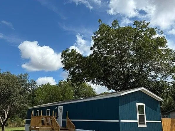 103 E Panna Maria, Runge, TX 78151