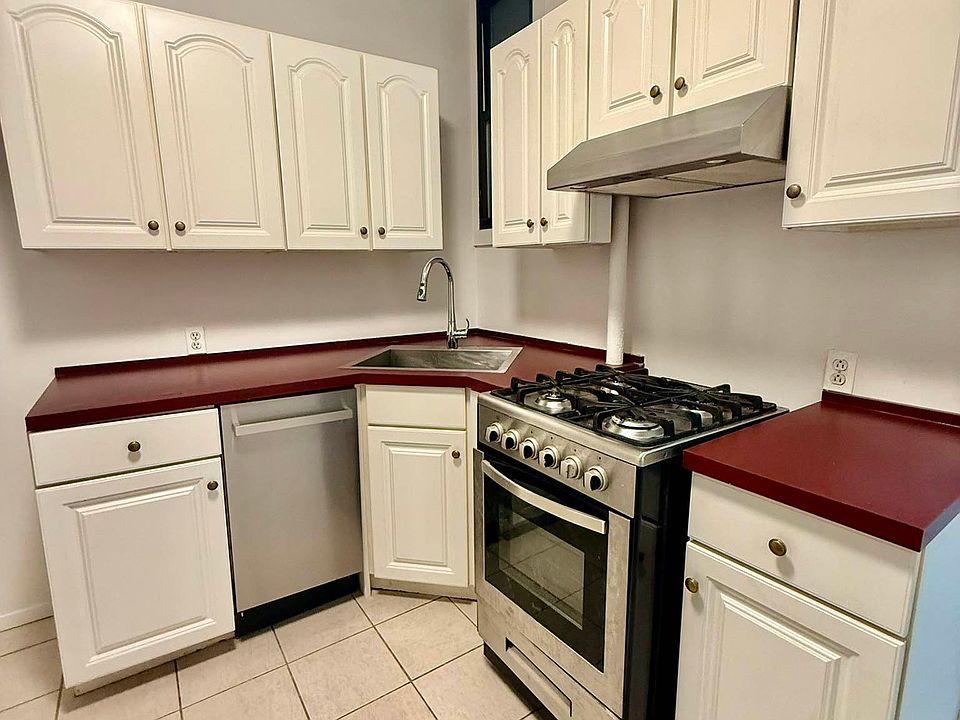 1st image of 300 E 89th St #5F