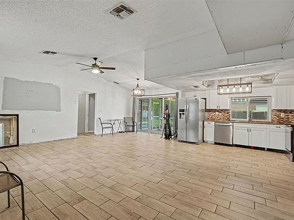 5th image of 4233 DRISTOL AVENUE