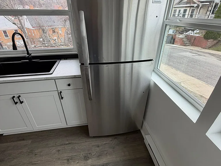 500 Marwood Ave — Photo 8
