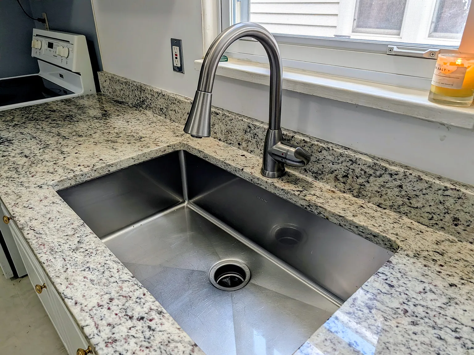 1409 Catalpa Drive — Photo 4