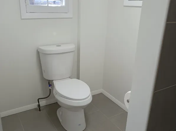 (undisclosed Address), Antioch, IL 60002