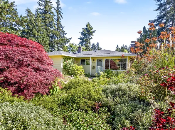 13334 SE Clay St, Portland, OR 97233