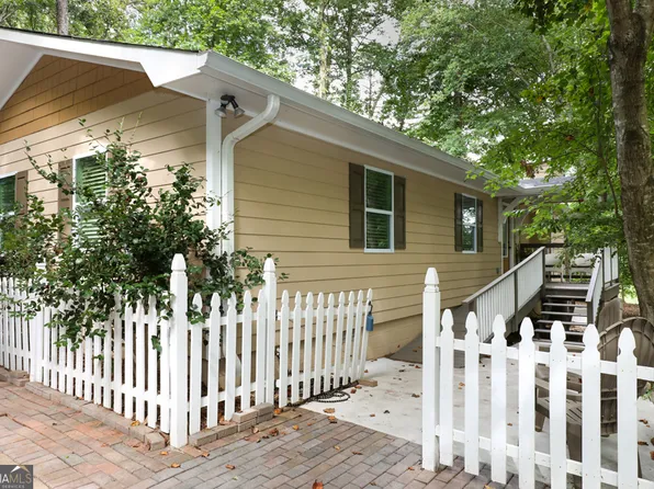 359 Rue Chalet, Lavonia, GA 30553