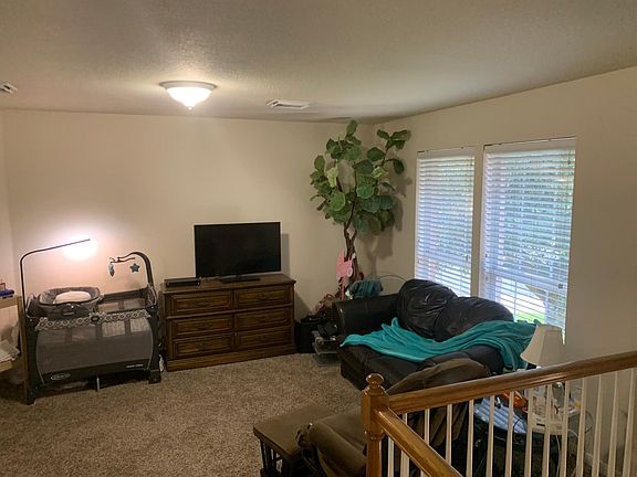 5th image of 4410 Hunters Lodge Dr