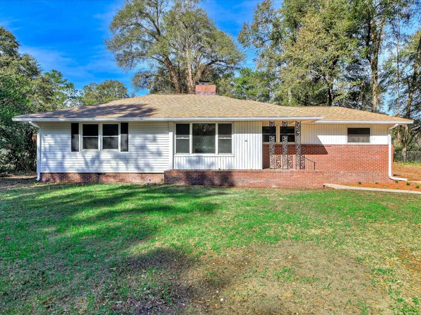 24 Erskine Ln, Aiken, SC 29803