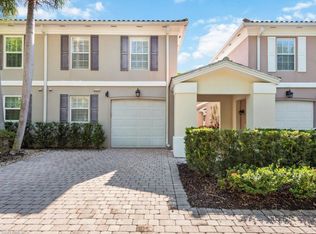 5729 Cove Cir #34, Naples, FL 34119