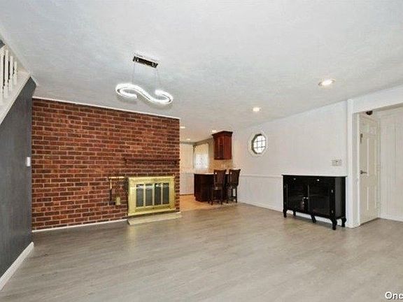 4th image of 12 Wakefield Ave