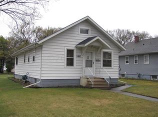 1402 4th Ave S, Moorhead, MN 56560