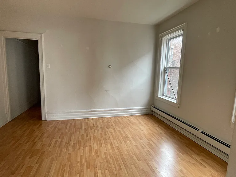 10 Hilliard Ave #5 — Photo 8