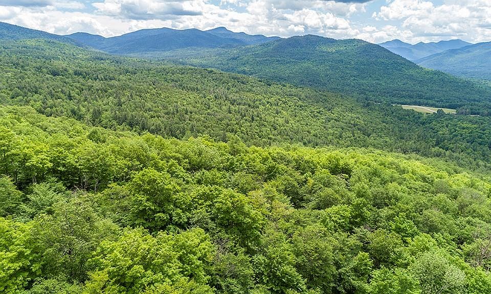 1st image of 2 Moose Hill Way