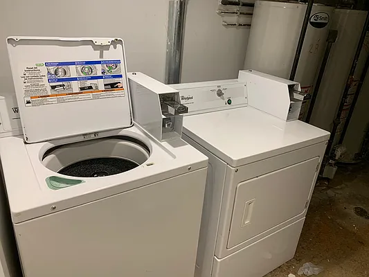 Rented by Premier Metro Realty Corp | media 23